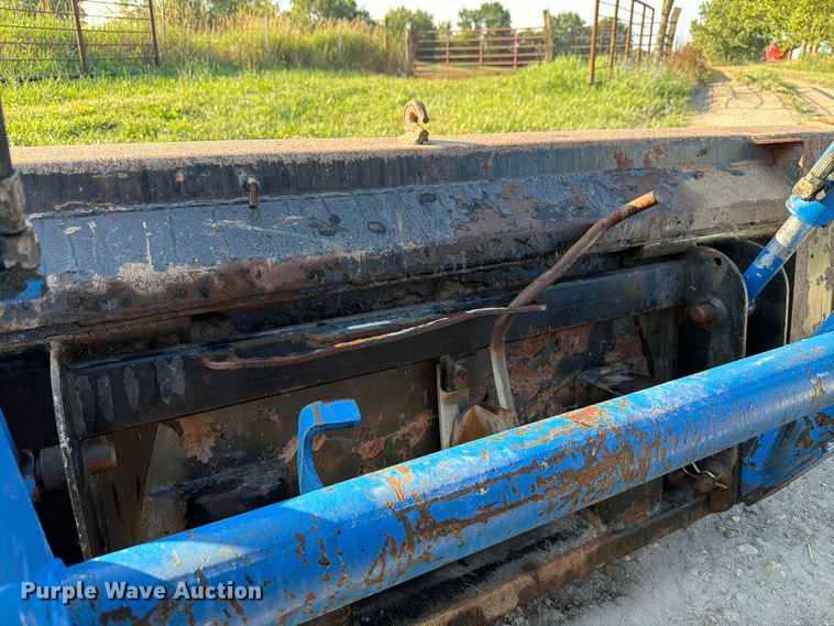 image for item EX4579 2001 New Holland TS100 MFWD tractor