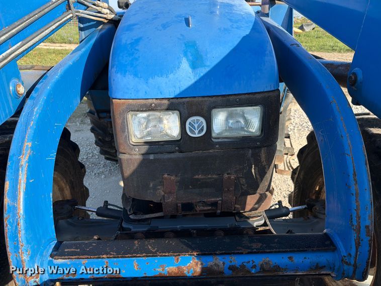 image for item EX4579 2001 New Holland TS100 MFWD tractor