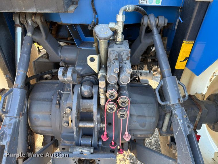 image for item EX4579 2001 New Holland TS100 MFWD tractor