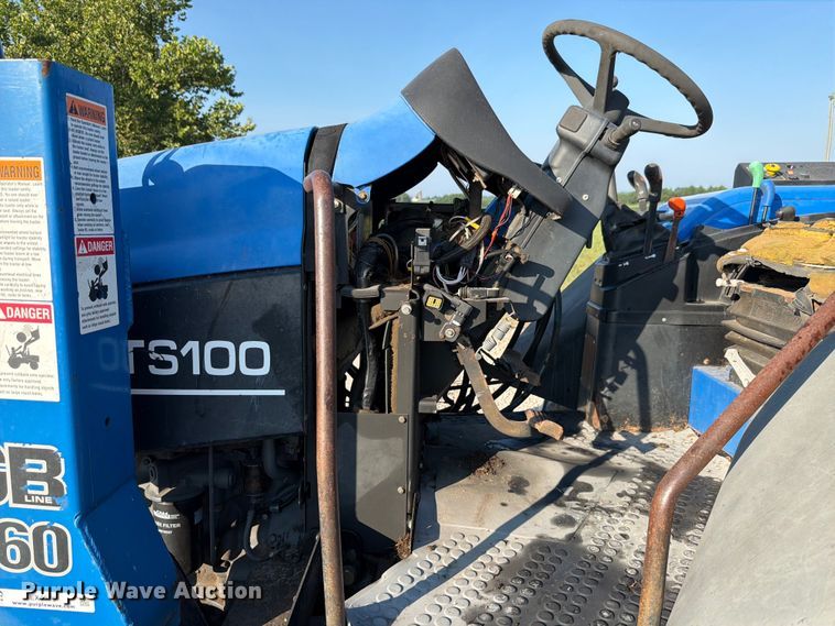image for item EX4579 2001 New Holland TS100 MFWD tractor