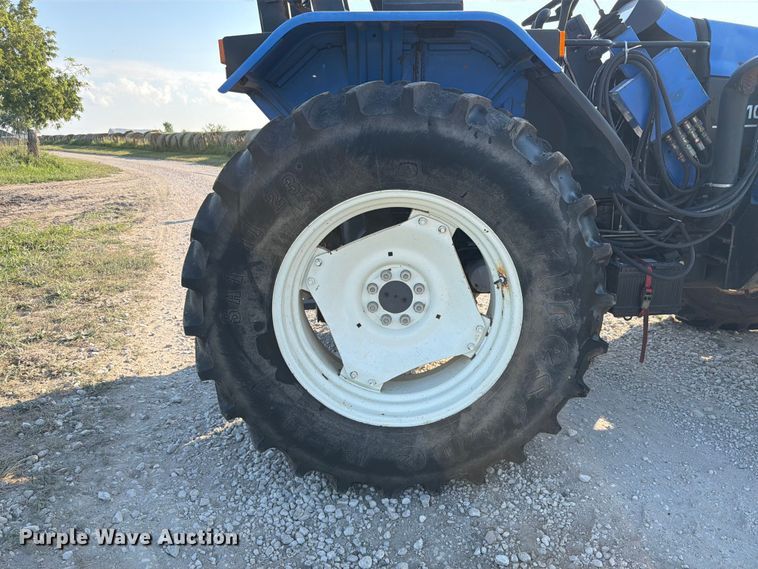 image for item EX4579 2001 New Holland TS100 MFWD tractor