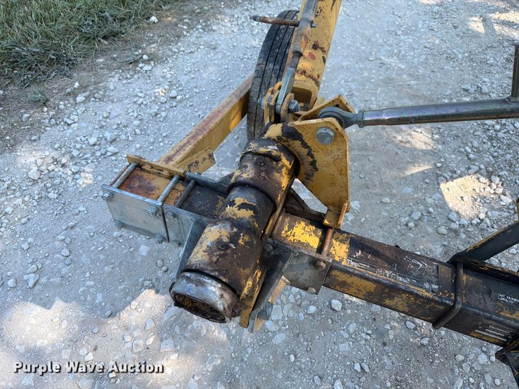 image for item EX4584 1998 Vermeer WR-20 hay rake