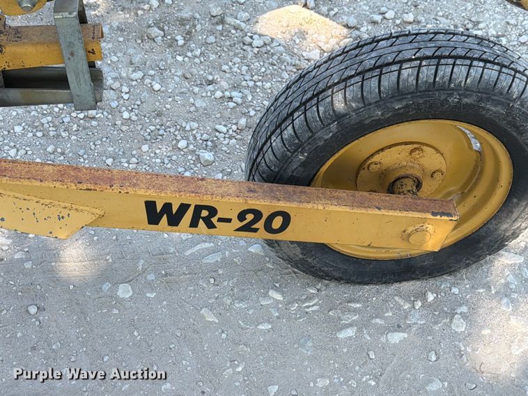 image for item EX4584 1998 Vermeer WR-20 hay rake