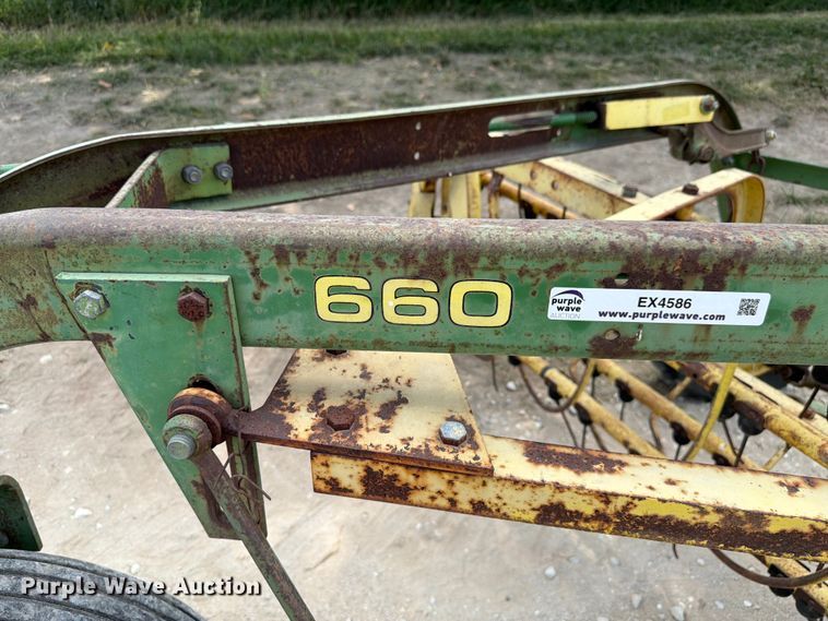 image for item EX4586 John Deere 660 hay rake