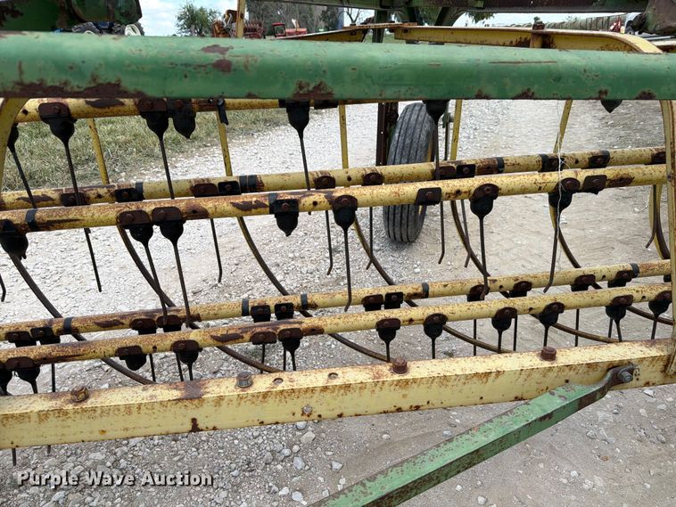image for item EX4586 John Deere 660 hay rake