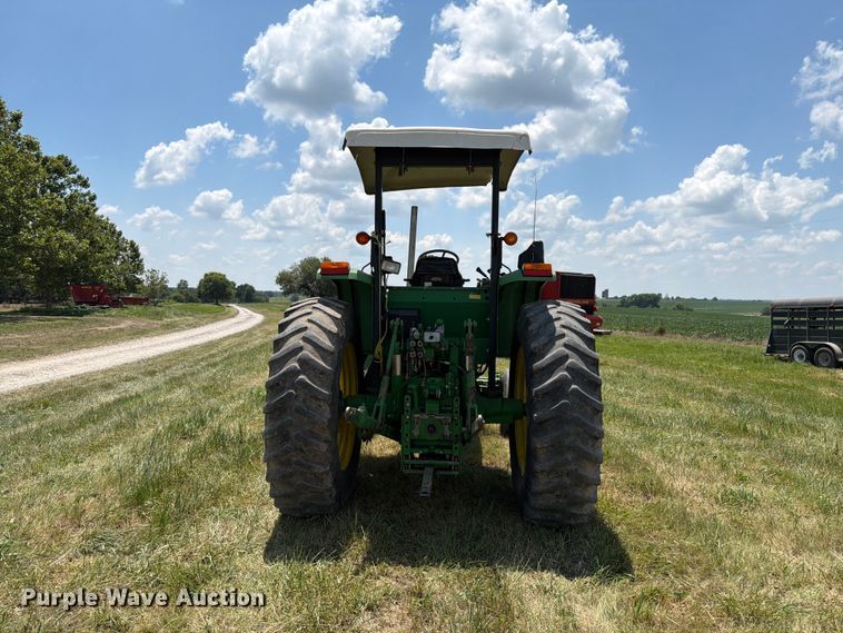 image for item EX4589 2000 John Deere 6605 tractor