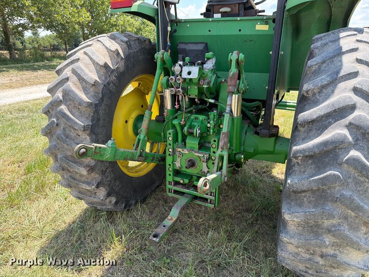 image for item EX4589 2000 John Deere 6605 tractor