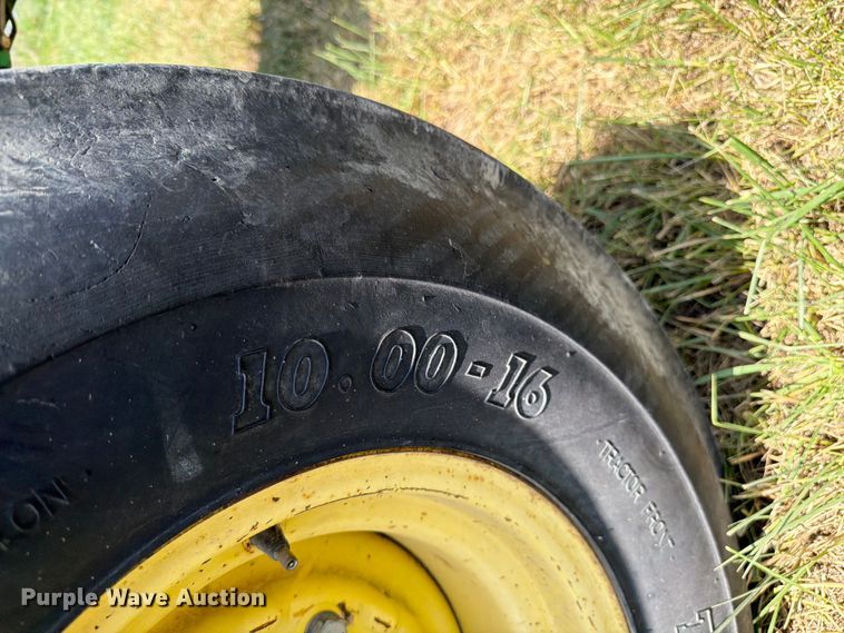 image for item EX4589 2000 John Deere 6605 tractor