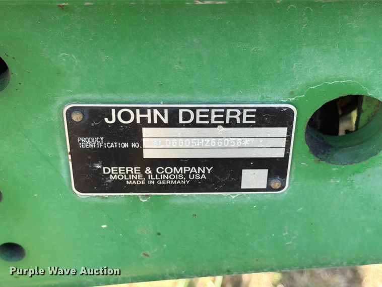 image for item EX4589 2000 John Deere 6605 tractor