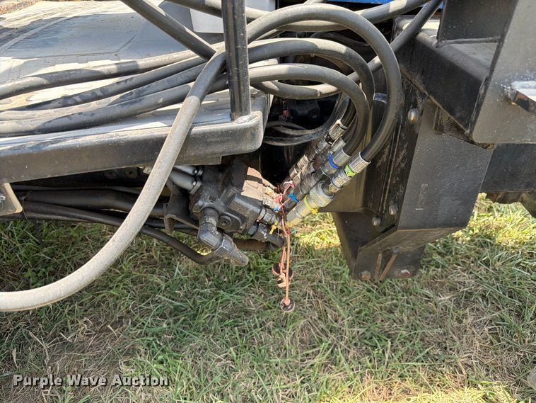 image for item EX4590 2007 New Holland TL100A MFWD tractor