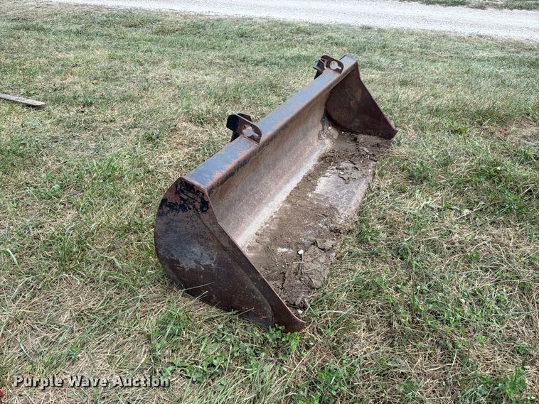 image for item EX4590 2007 New Holland TL100A MFWD tractor