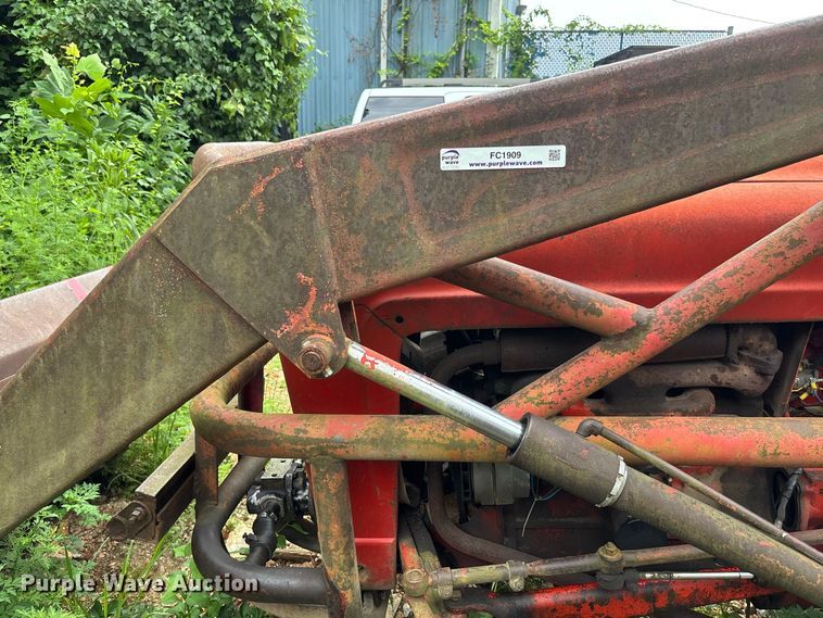 image for item FC1909 Ford tractor