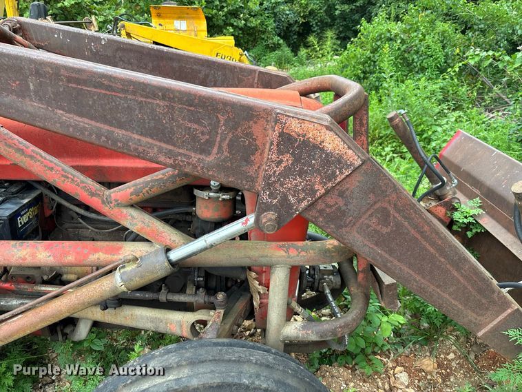 image for item FC1909 Ford tractor