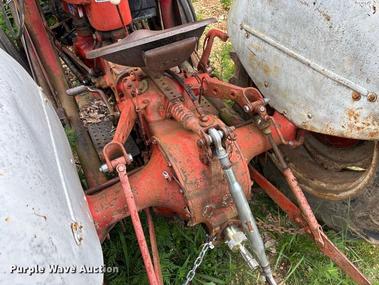 image for item FC1909 Ford tractor