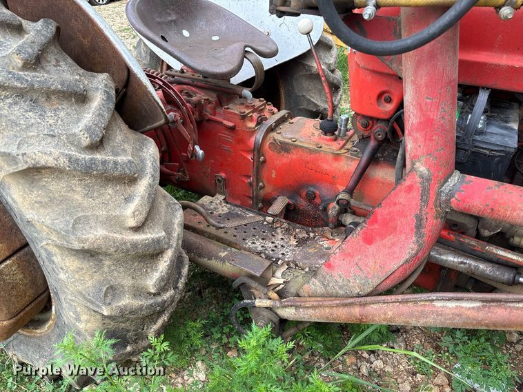 image for item FC1909 Ford tractor
