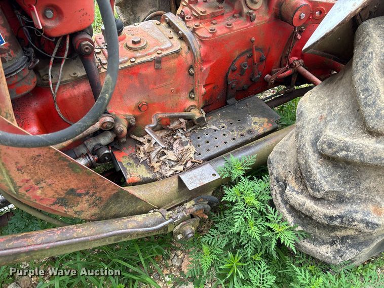 image for item FC1909 Ford tractor