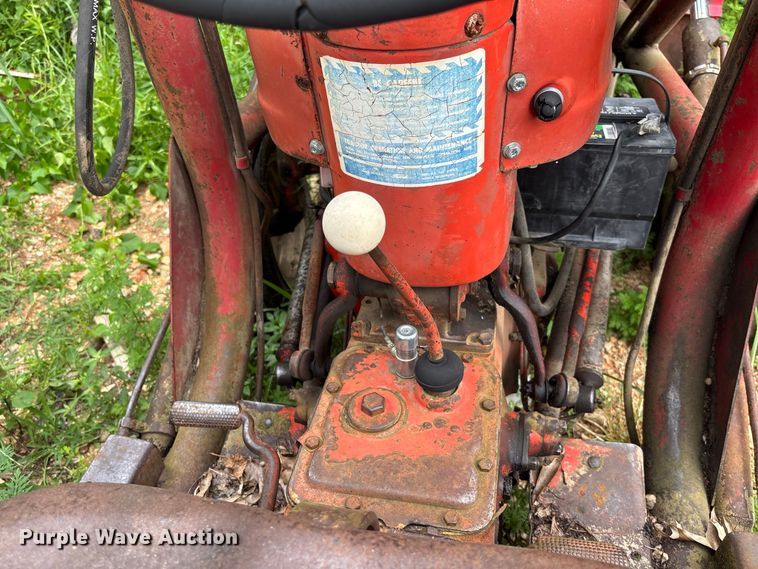 image for item FC1909 Ford tractor