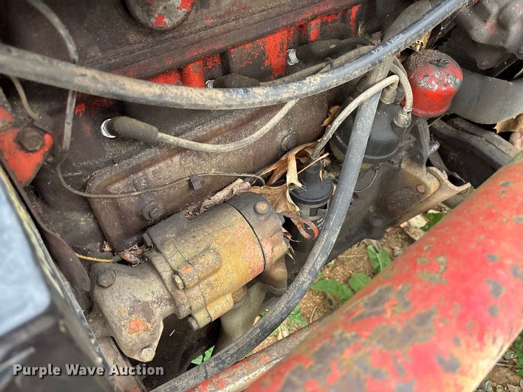image for item FC1909 Ford tractor
