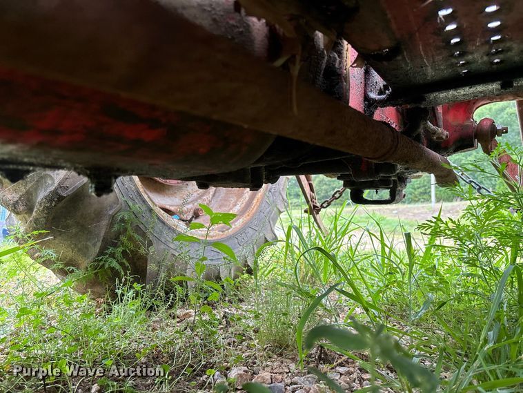 image for item FC1909 Ford tractor