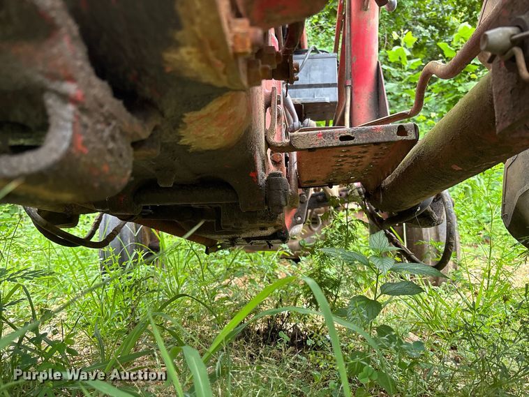 image for item FC1909 Ford tractor