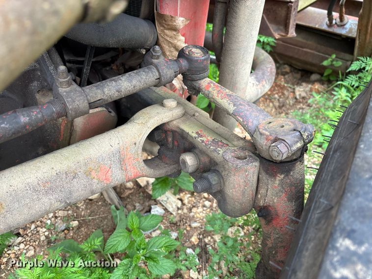 image for item FC1909 Ford tractor