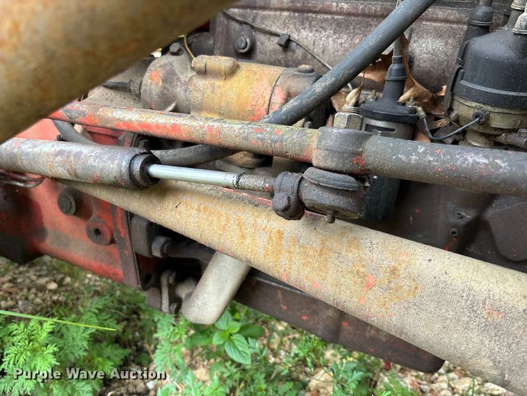 image for item FC1909 Ford tractor