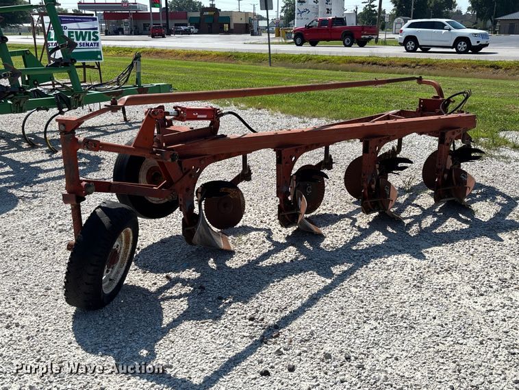 image for item FC1911 International 540 four bottom plow
