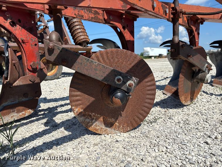 image for item FC1911 International 540 four bottom plow