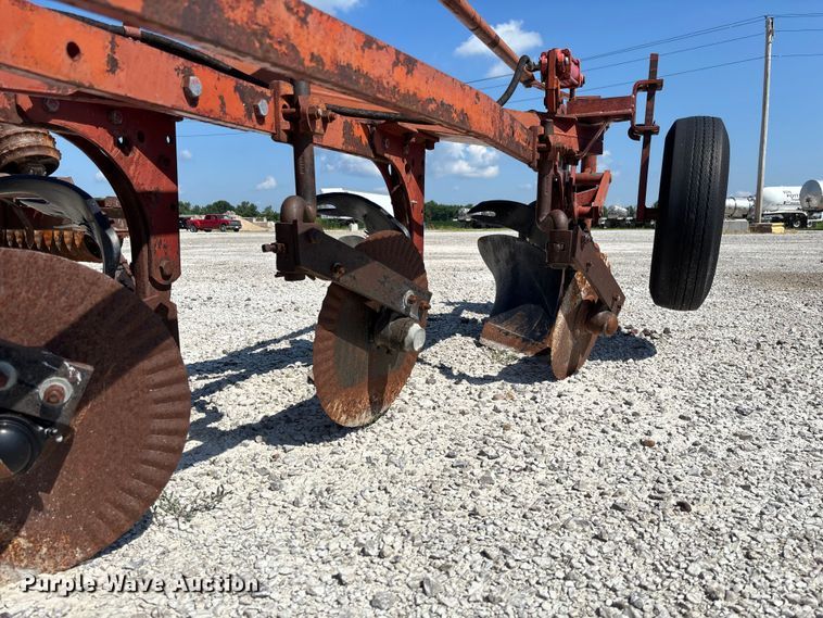 image for item FC1911 International 540 four bottom plow