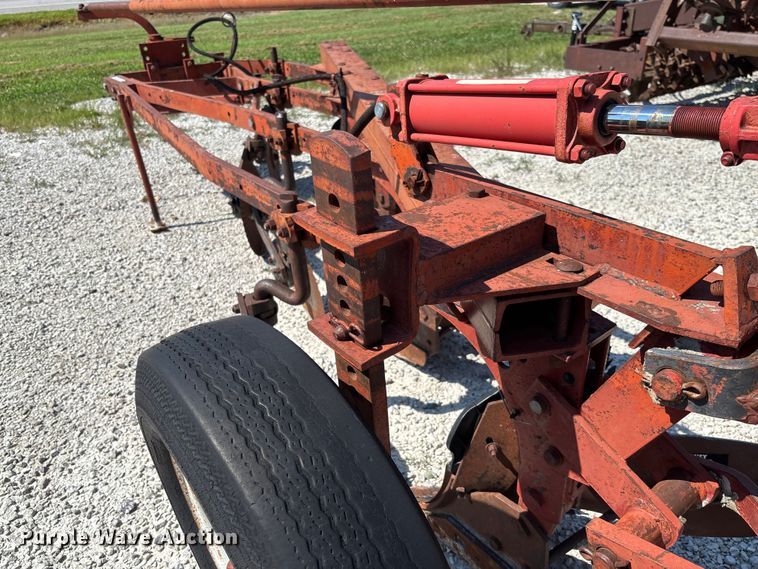 image for item FC1911 International 540 four bottom plow