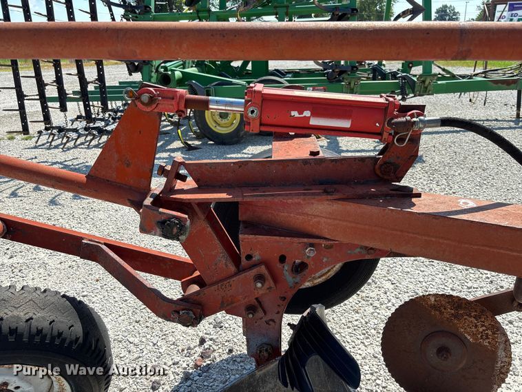 image for item FC1911 International 540 four bottom plow