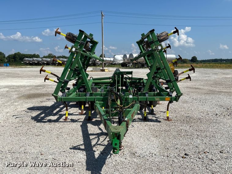 image for item FC1912 John Deere 980 field cultivator