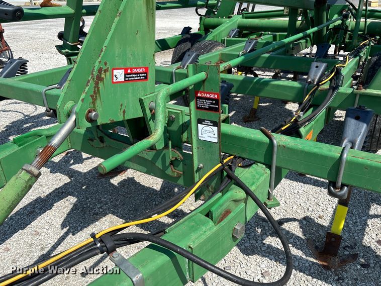 image for item FC1912 John Deere 980 field cultivator