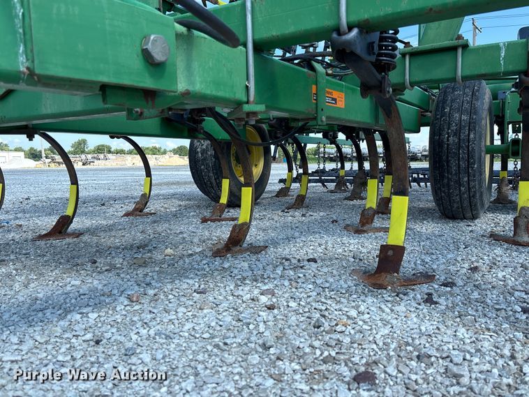 image for item FC1912 John Deere 980 field cultivator