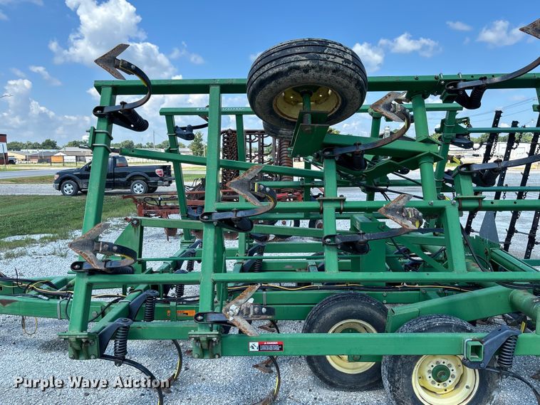 image for item FC1912 John Deere 980 field cultivator