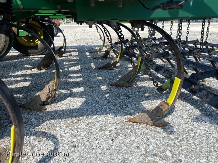 image for item FC1912 John Deere 980 field cultivator