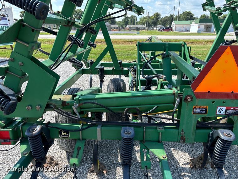 image for item FC1912 John Deere 980 field cultivator