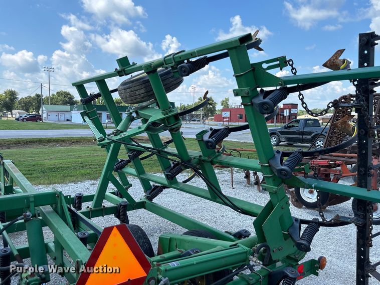 image for item FC1912 John Deere 980 field cultivator