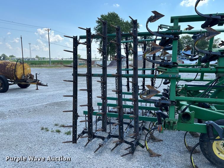 image for item FC1912 John Deere 980 field cultivator