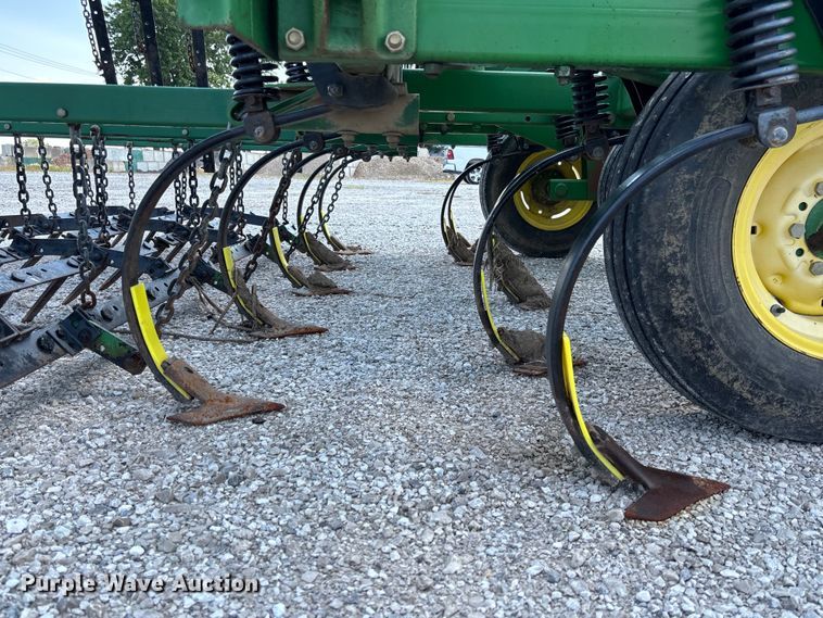 image for item FC1912 John Deere 980 field cultivator