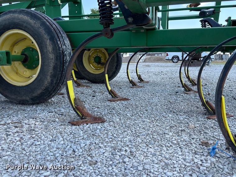 image for item FC1912 John Deere 980 field cultivator