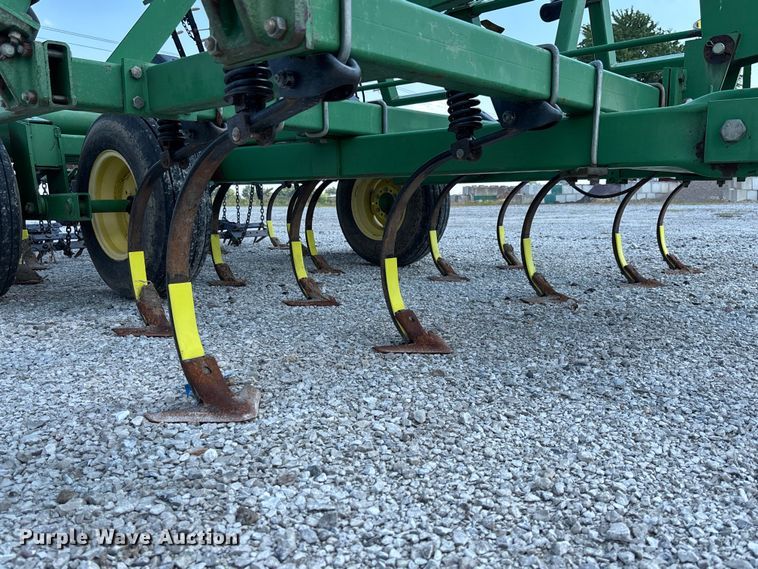 image for item FC1912 John Deere 980 field cultivator