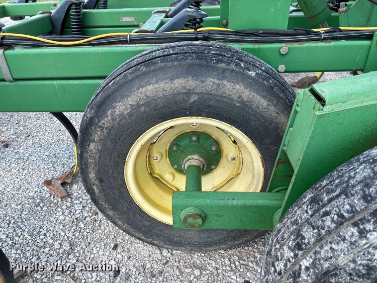 image for item FC1912 John Deere 980 field cultivator
