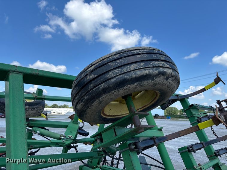 image for item FC1912 John Deere 980 field cultivator
