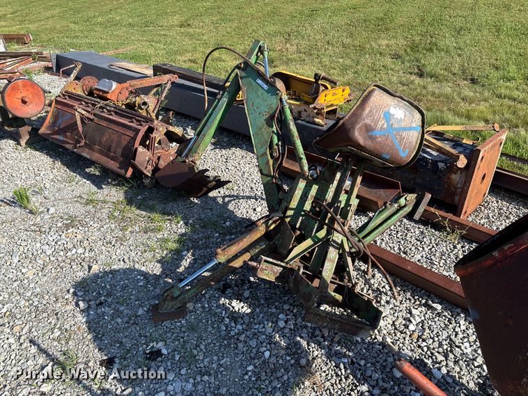image for item FC1946 Backhoe attachment