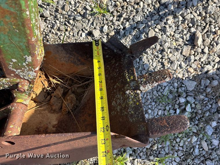 image for item FC1946 Backhoe attachment