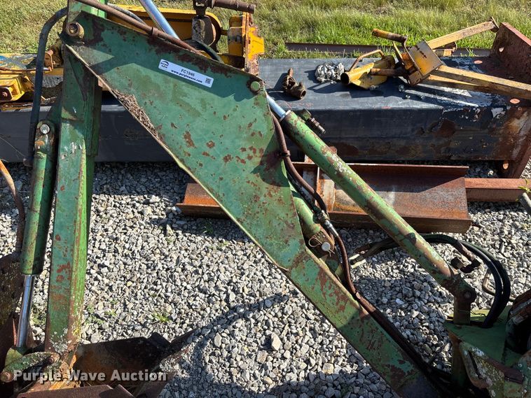 image for item FC1946 Backhoe attachment