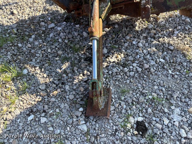 image for item FC1946 Backhoe attachment