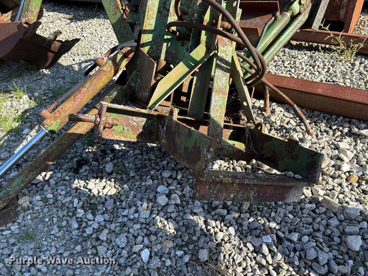 image for item FC1946 Backhoe attachment