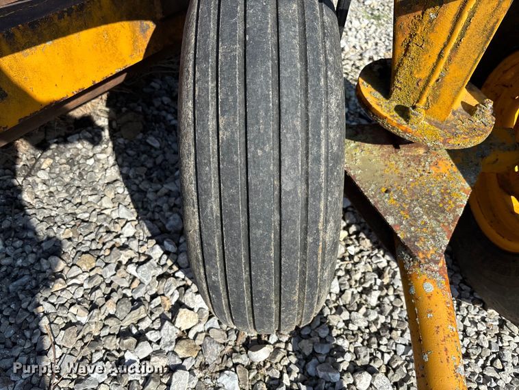 image for item FC1947 Soilmover 25-RF scraper